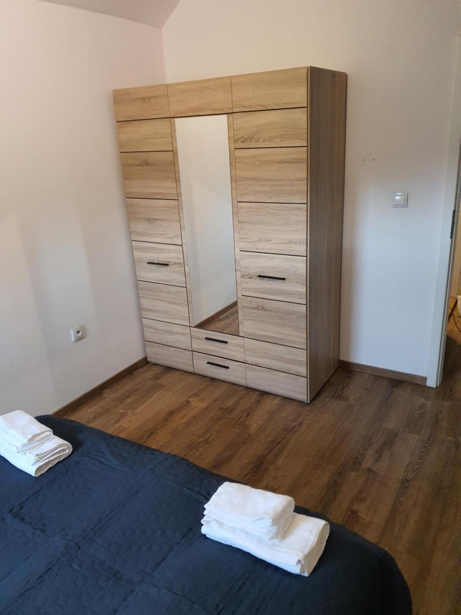 Apartament Pod Lasem Tenczynek Dış mekan fotoğraf